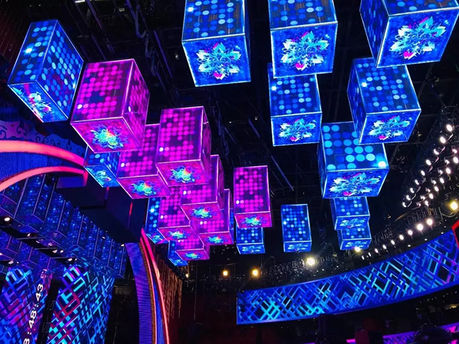 豬年春晚口碑逆襲 <a href=http://m.gdhjsme.com target=_blank class=infotextkey>led顯示屏</a>功不可沒(méi) 2.webp.jpg