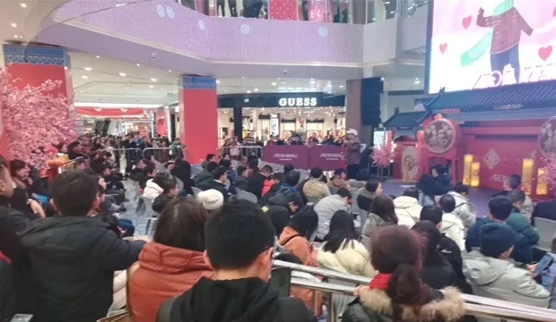 這面3層樓高的壹品玉屏，帶火這座16萬㎡購物中心的線下營銷 4.webp.jpg