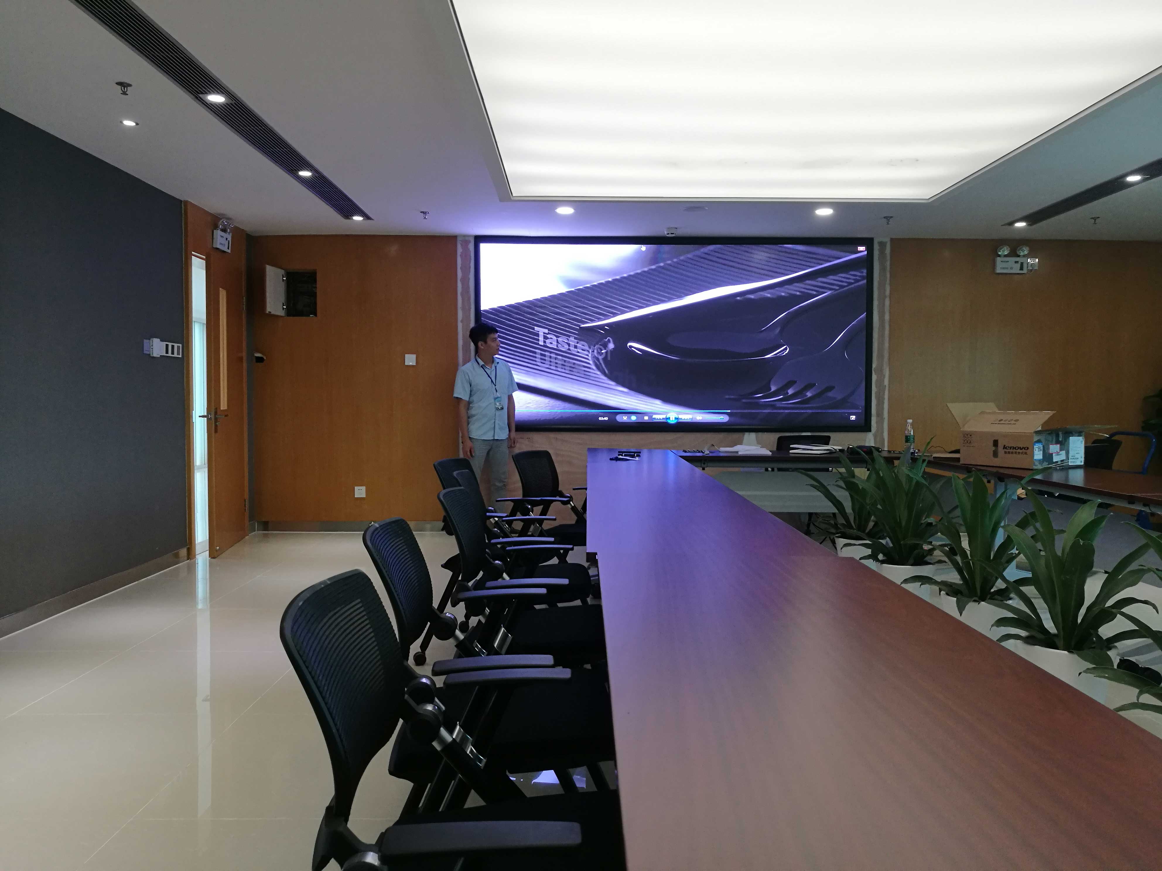 超清<a href=http://m.gdhjsme.com target=_blank class=infotextkey>led顯示屏</a>