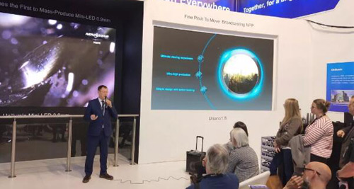 創(chuàng)新研發(fā)為我國<a href=http://m.gdhjsme.com/xiaojianju/ target=_blank class=infotextkey>小間距</a>LED顯示行業(yè)激發(fā)新動能