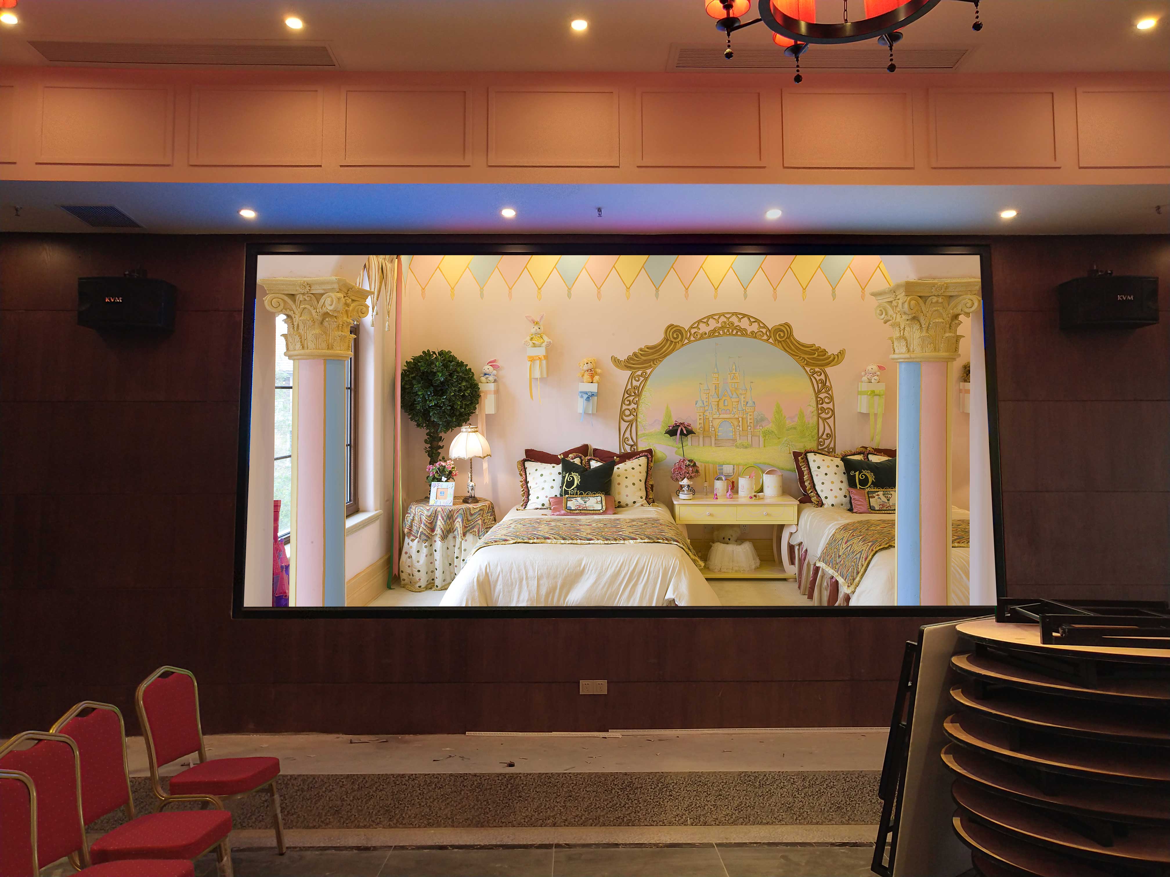 室內(nèi)無縫<a href=http://m.gdhjsme.com target=_blank class=infotextkey>led顯示屏</a>