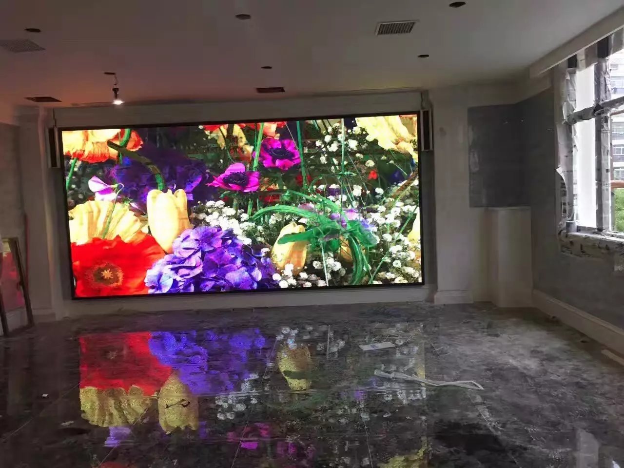 商業(yè)<a href=http://m.gdhjsme.com target=_blank class=infotextkey>led電子屏</a> 商業(yè)<a href=http://m.gdhjsme.com target=_blank class=infotextkey>led電子屏</a>