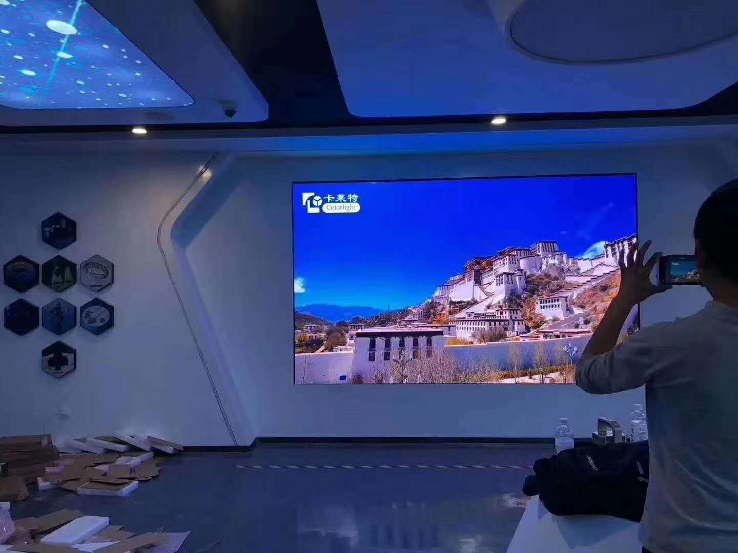 <a href=http://m.gdhjsme.com/xiaojianju/ target=_blank class=infotextkey>小間距</a><a href=http://m.gdhjsme.com target=_blank class=infotextkey>led電子屏</a>調(diào)試