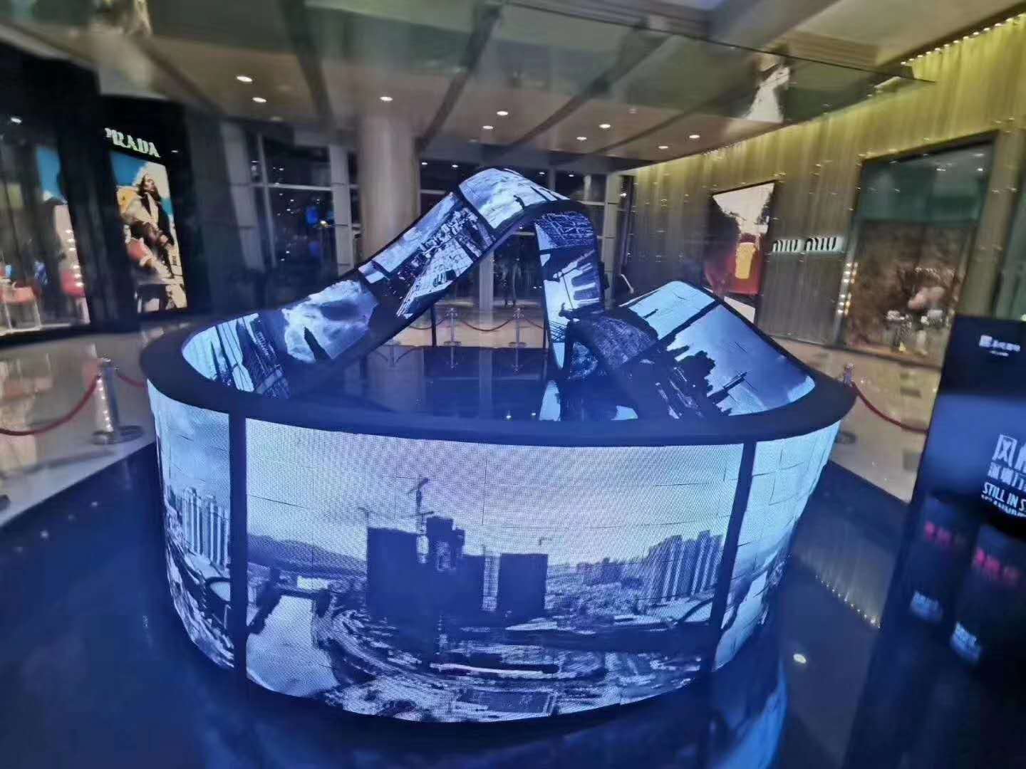 圓形<a href=http://m.gdhjsme.com target=_blank class=infotextkey>led電子屏</a>