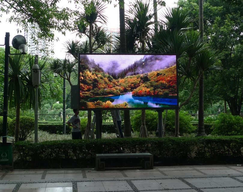 酒店門口<a href=http://m.gdhjsme.com target=_blank class=infotextkey>led屏</a>