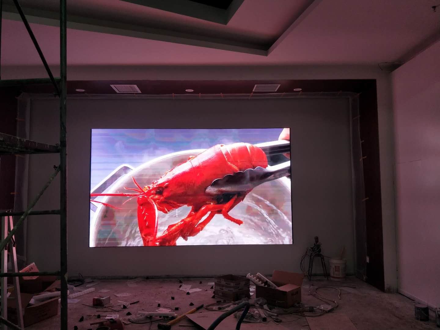 張家港澳洋集團總部P2.5完美顯示！